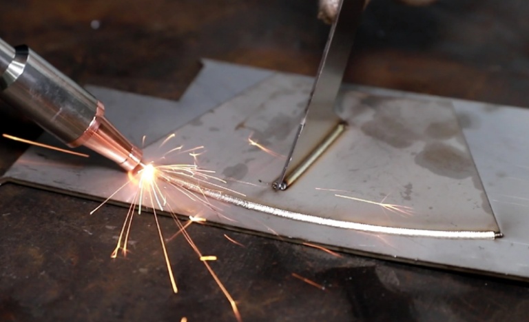 塑料焊接机透光率参数与金属焊接吸收率的比较